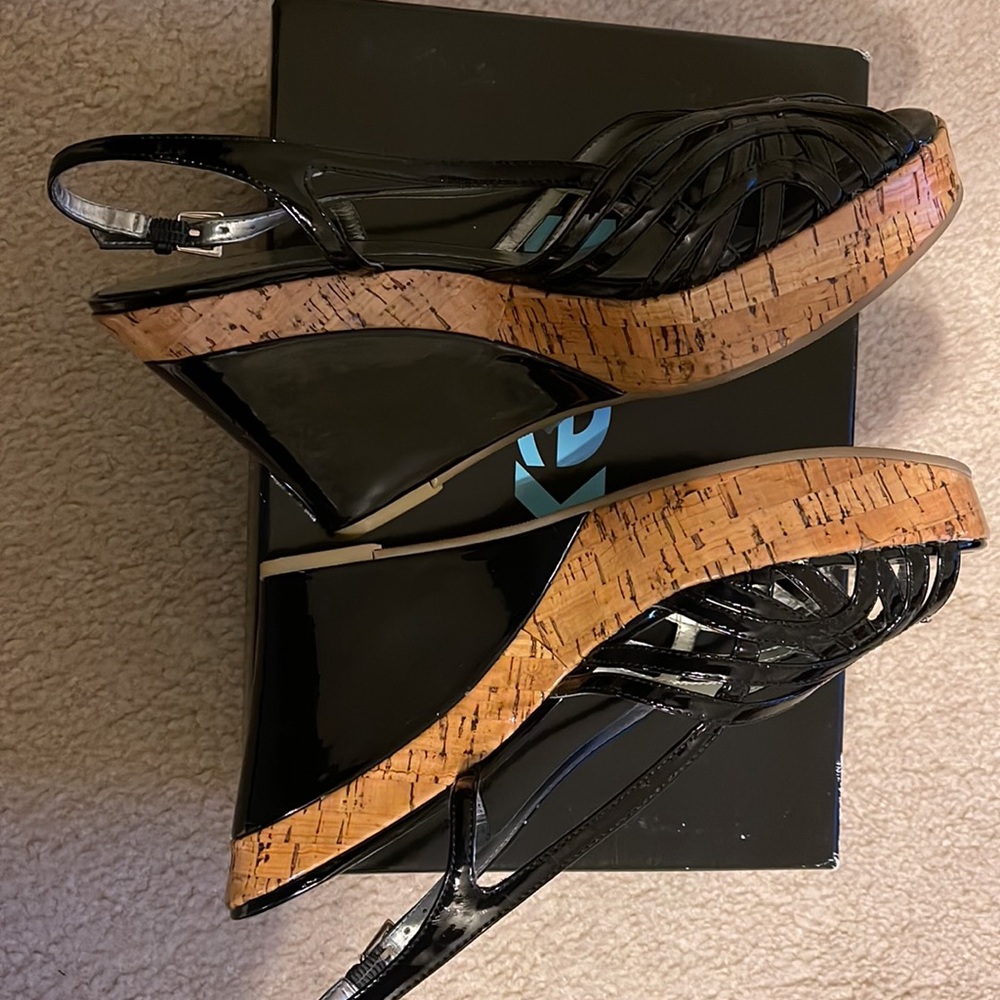 Very cute platform sandals